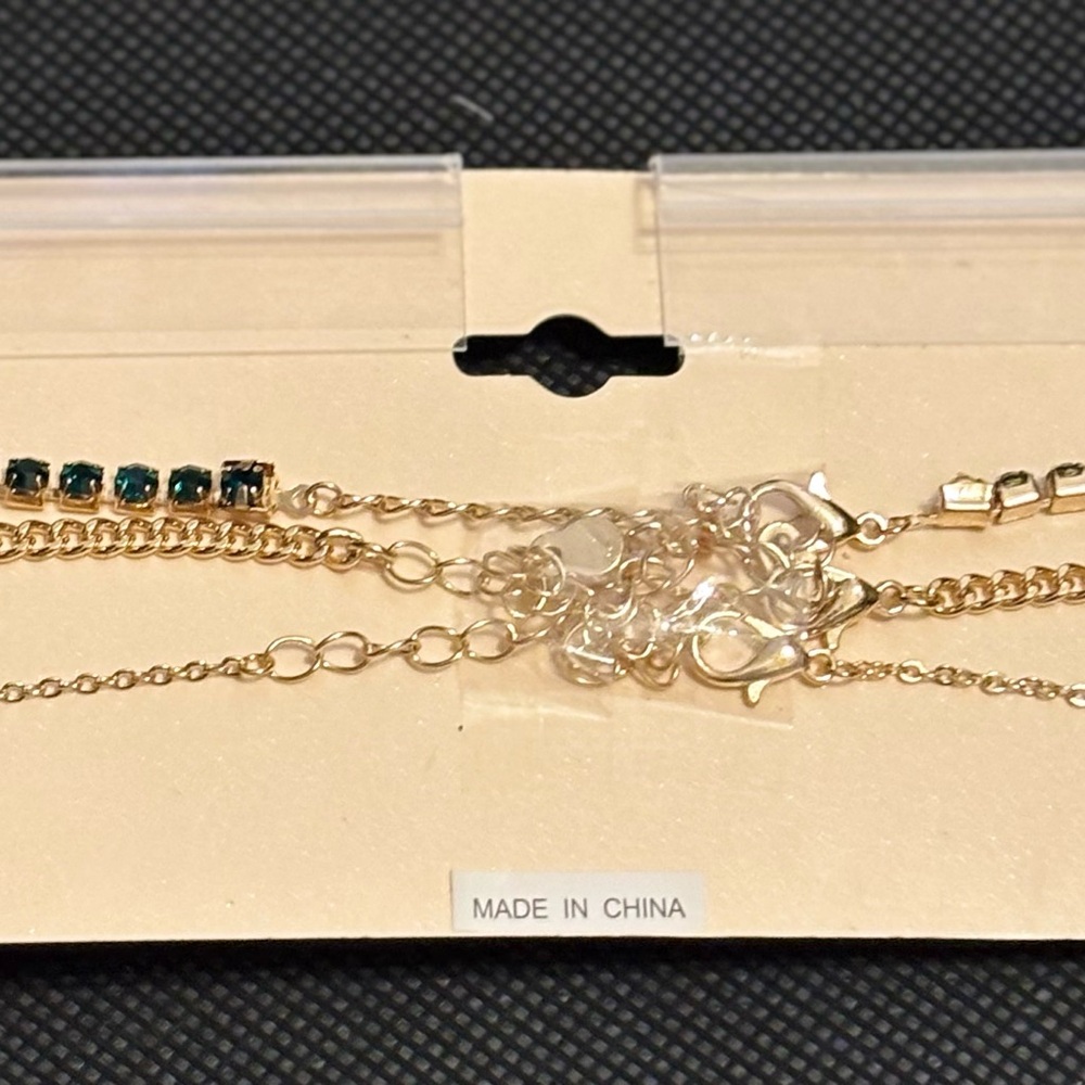 NEW bracelet and necklace sets - Picture 5 of 5
